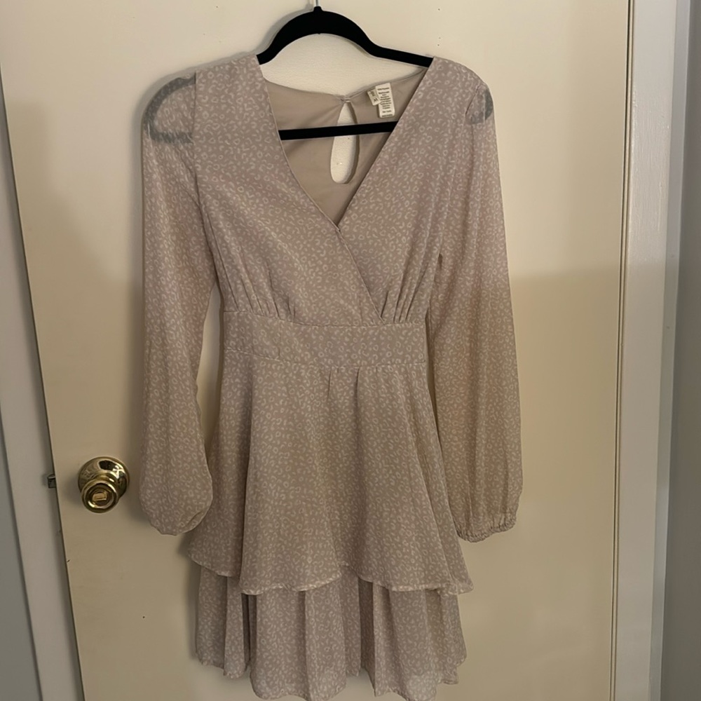 Light, pink, sheer sleeve tie dress